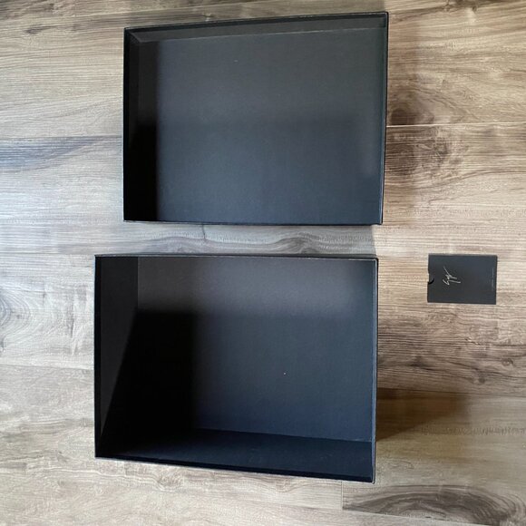 Giuseppe Zanotti Shoe Box - Picture 3 of 6